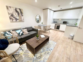 Luxury 2 bed 2 bath central zone two